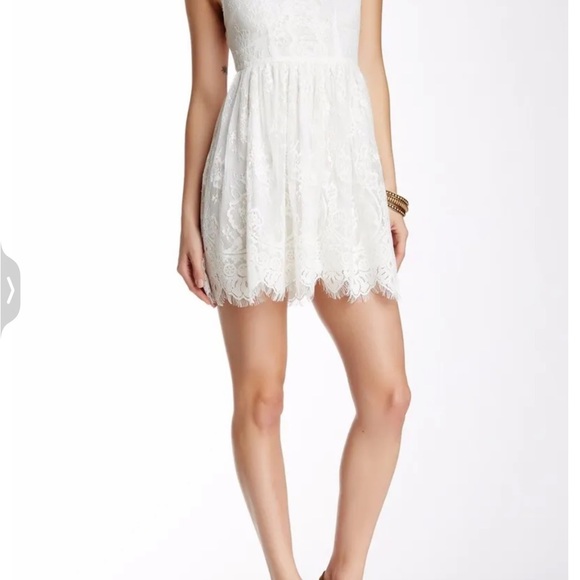 Free People NWT Verushka Ivory Lace Mini Cocktail Dress Size 6 - Picture 3 of 9